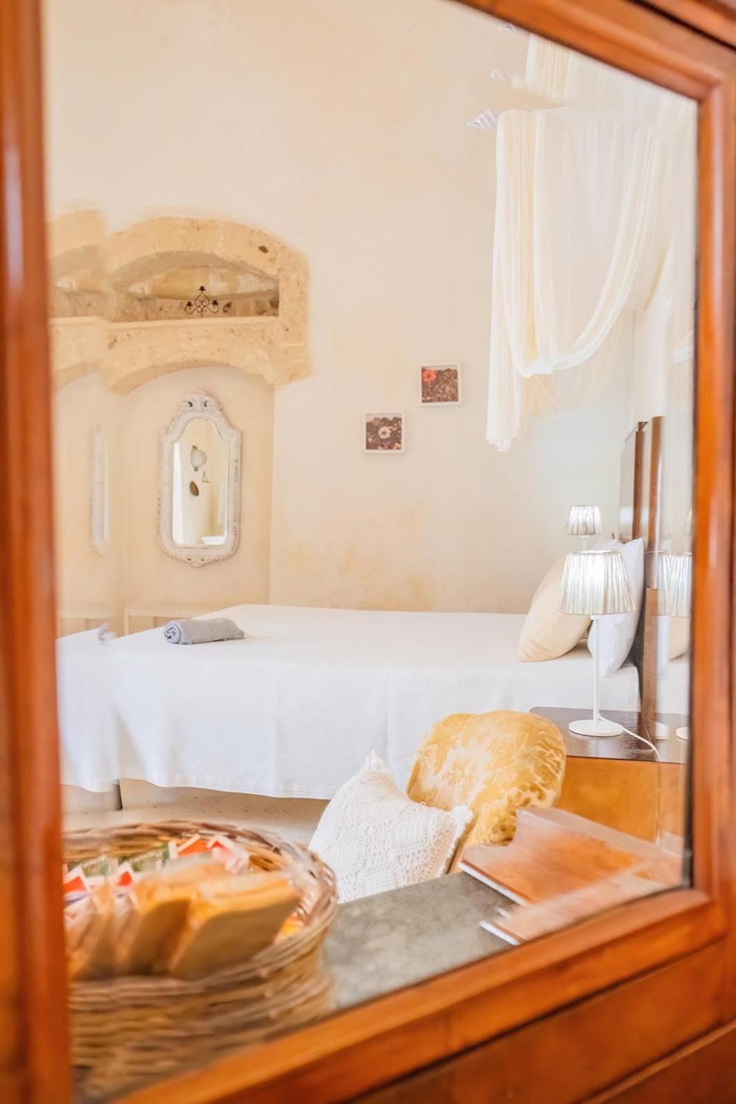 Historia- Dimore Corte Chiesa Corigliano dʼOtranto エクステリア 写真