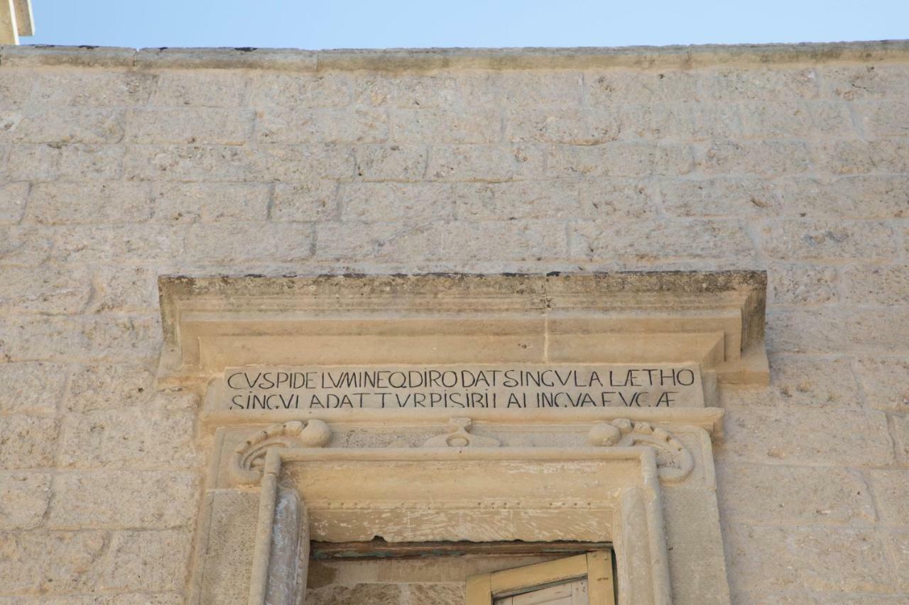 Historia- Dimore Corte Chiesa Corigliano dʼOtranto エクステリア 写真